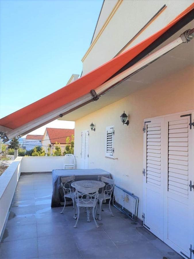 Comfort Apartment With Big Balcony - ซาดาร์ ภายนอก รูปภาพ