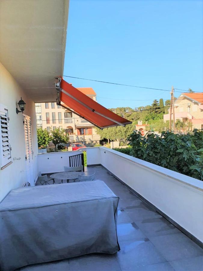 Comfort Apartment With Big Balcony - ซาดาร์ ภายนอก รูปภาพ