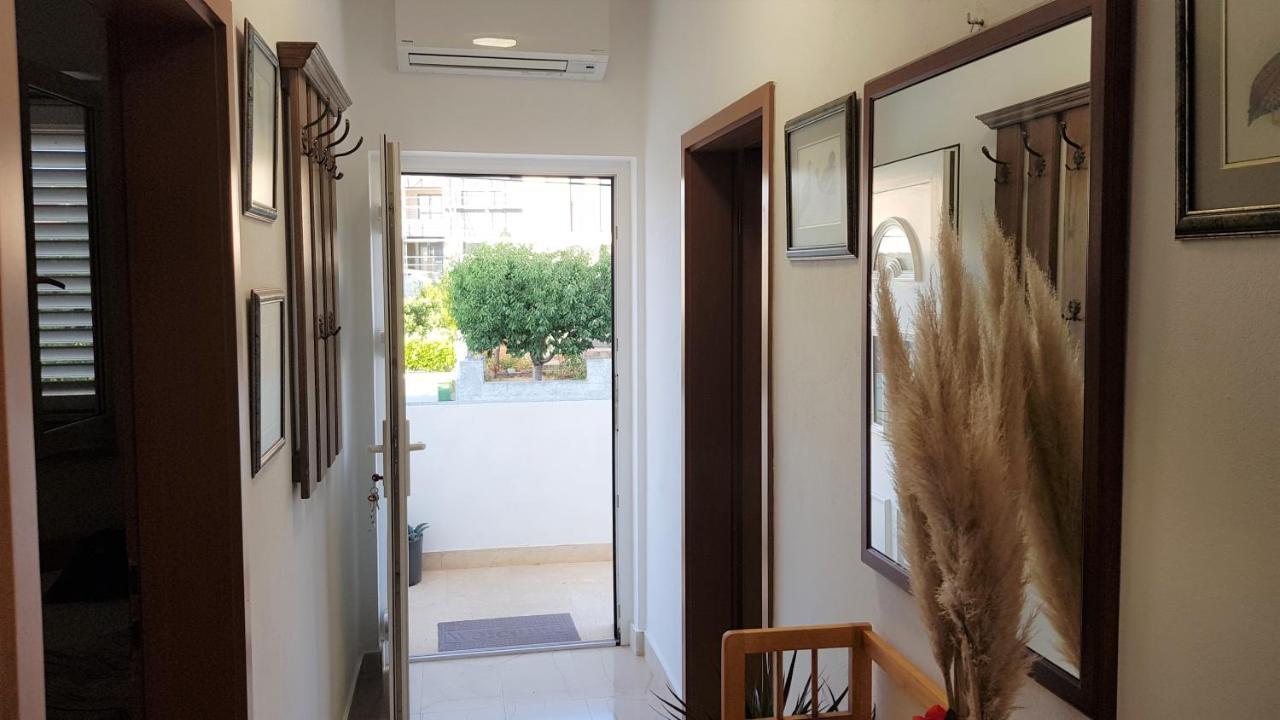 Comfort Apartment With Big Balcony - ซาดาร์ ภายนอก รูปภาพ