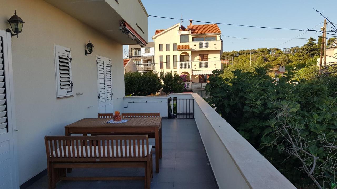 Comfort Apartment With Big Balcony - ซาดาร์ ภายนอก รูปภาพ